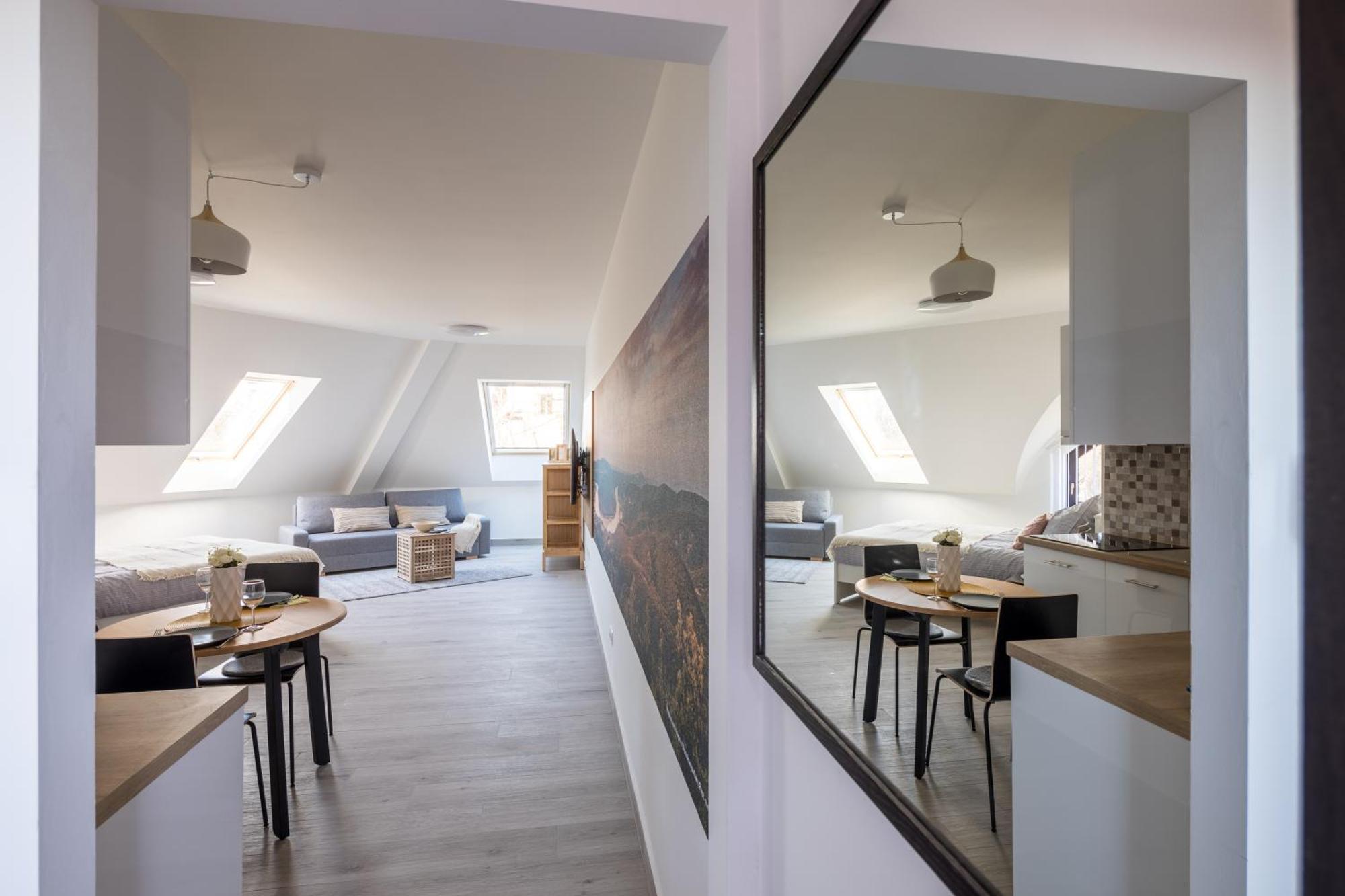 Stafetahaz Apartmanok Vác Exterior foto