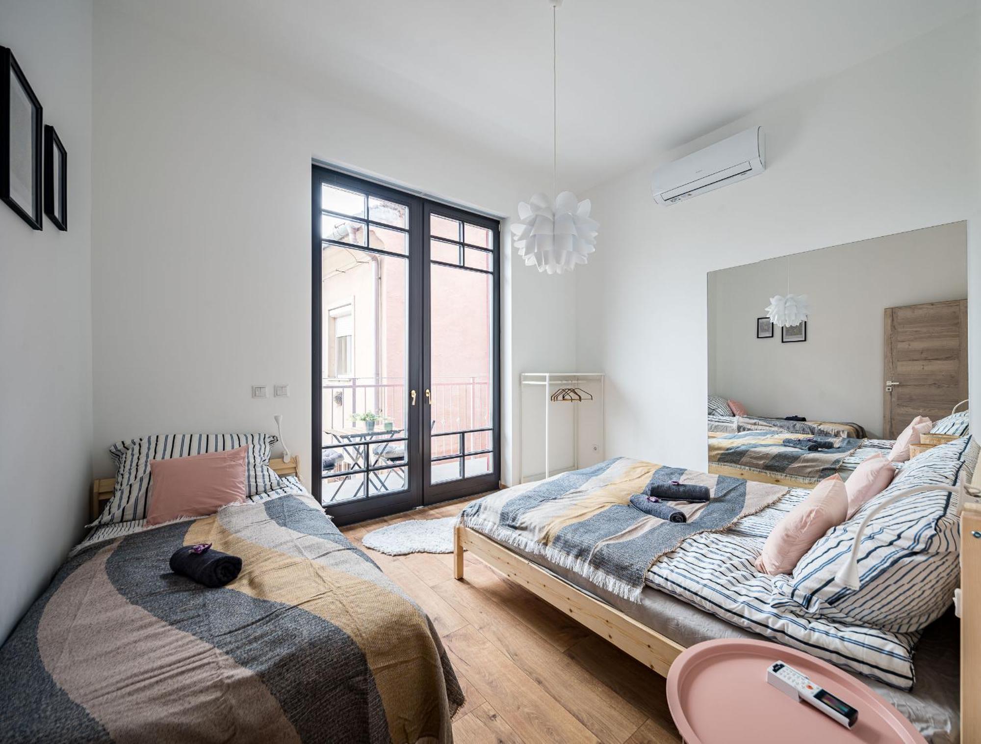 Stafetahaz Apartmanok Vác Exterior foto
