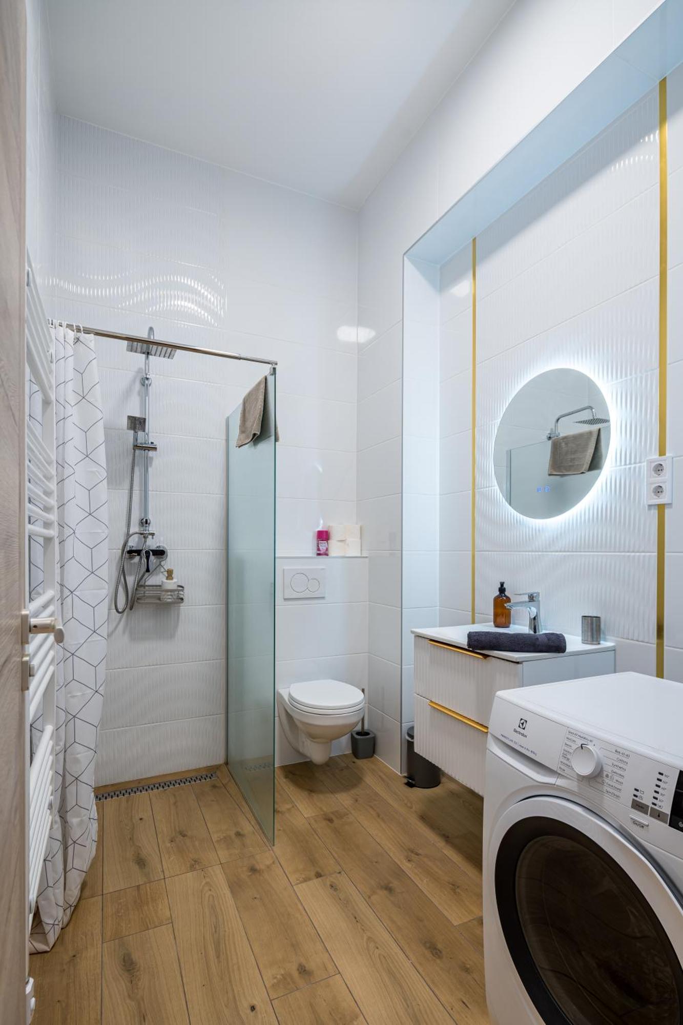 Stafetahaz Apartmanok Vác Exterior foto