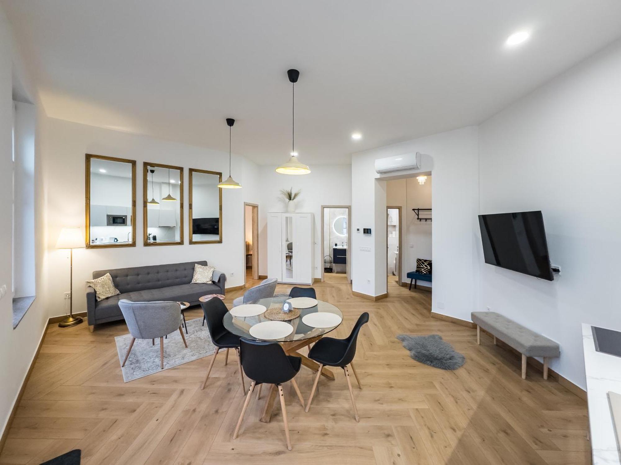 Stafetahaz Apartmanok Vác Exterior foto